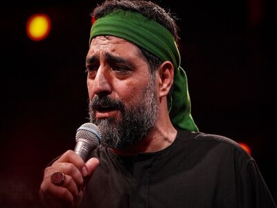 مداحی بنی‌فاطمه در خانه اکبر عبدی/ ویدئو