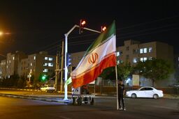 خداوند به چه کسانی وعده یاری داده است؟