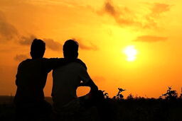 هشدار امیرالمؤمنین (ع)؛ دوستی با چه کسانی ممنوع شده است؟