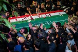  آداب و احکام تشییع پیکر رهبر شهید امت اسلام