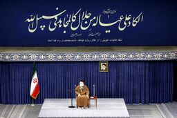 راز گلیم های آبی بیت رهبری فاش شد/ ویدئو